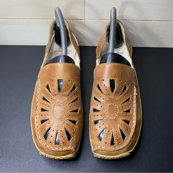 Rieker Tan Cut-Out Flats Size 6.5-7 - Picture 7 of 12